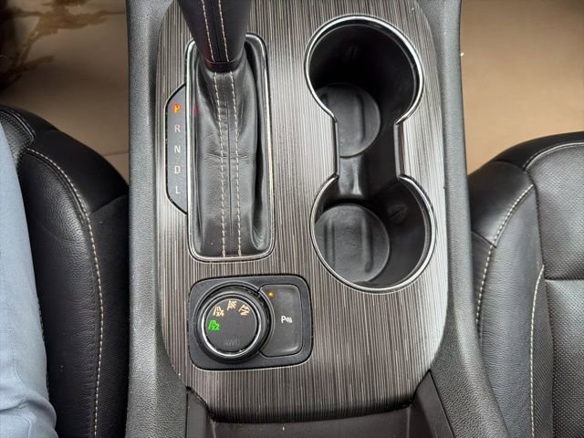 Used 2017 GMC Acadia SLT image 26