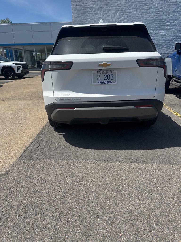 Used 2022 Chevrolet Equinox RS AWD/4WD image 4