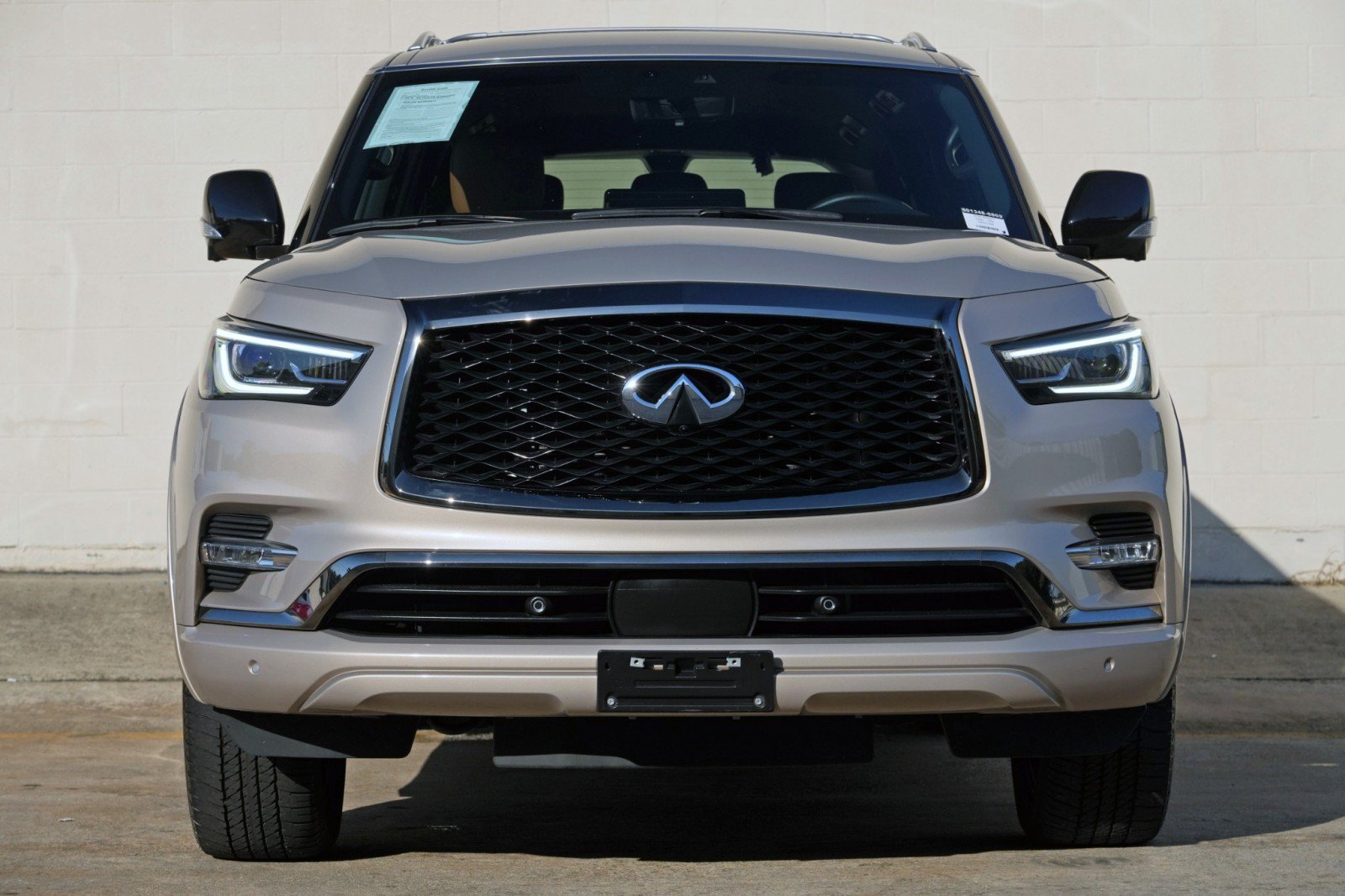 Used 2024 INFINITI QX80 Sensory AWD/4WD image 7