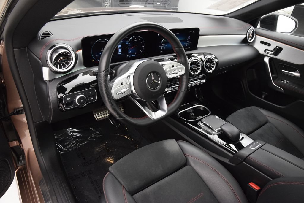 Used 2023 Mercedes-Benz CLA 250 image 21