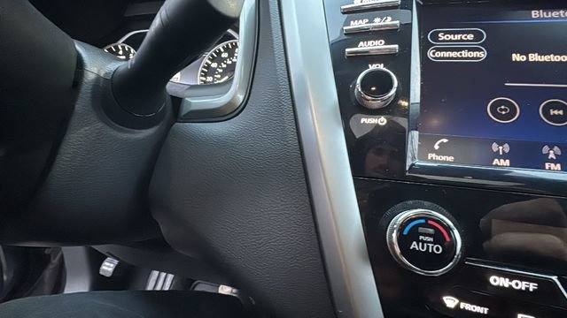 Used 2021 Nissan Murano SL w/ SL Moonroof Package image 17