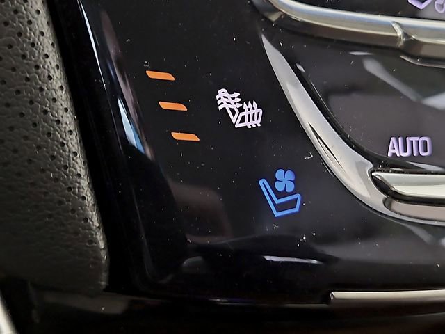 Used 2018 Cadillac XTS Luxury image 28