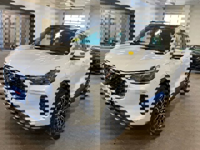 New 2024 Ford Escape SE w/ PHEV Premium Package image 4