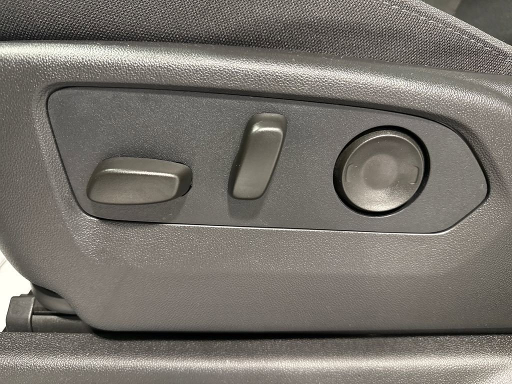 New 2026 Chevrolet Silverado 1500 LT AWD/4WD image 25