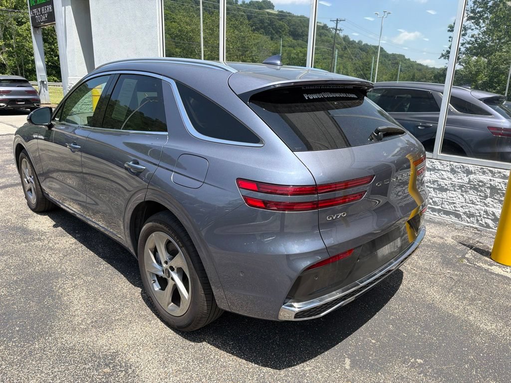 Used 2026 Genesis GV70 2.5T Advanced AWD/4WD image 11