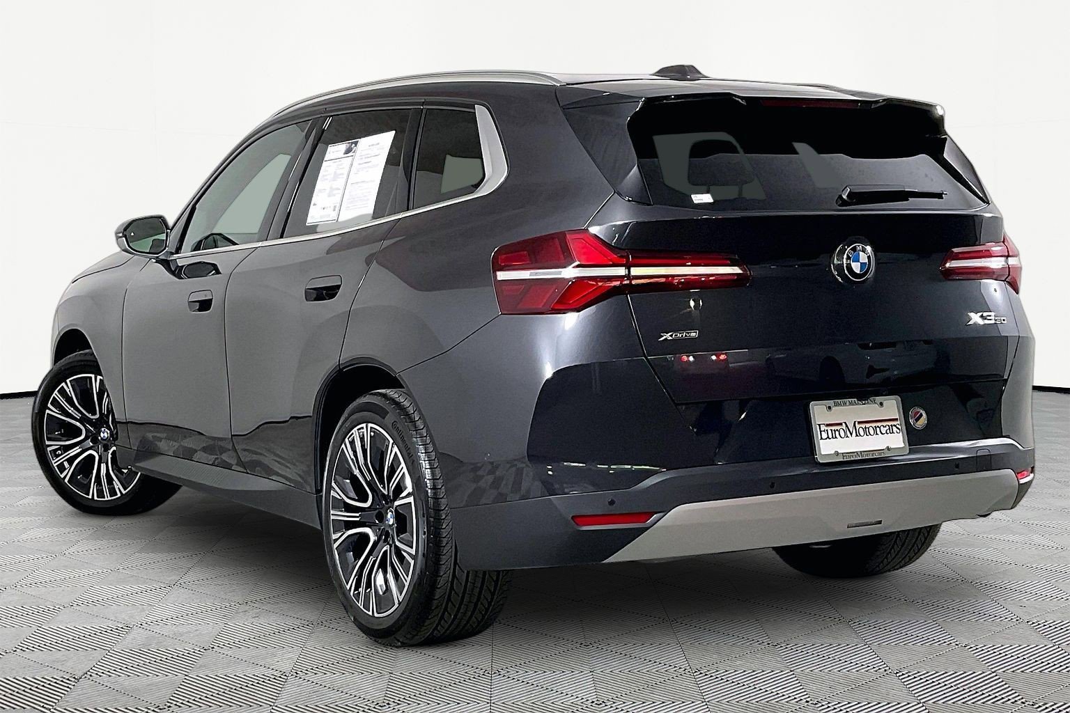 Certified 2026 BMW X3 xDrive30 w/ Convenience Package AWD/4WD image 5