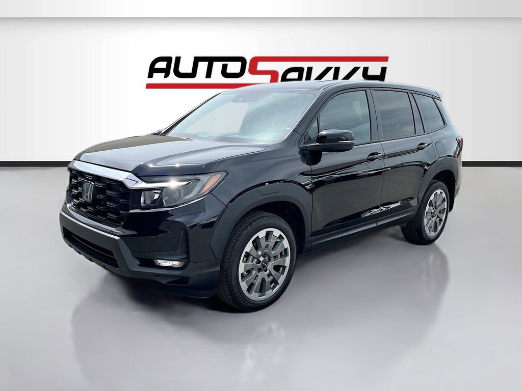 Used 2025 Honda Passport EX-L image 3