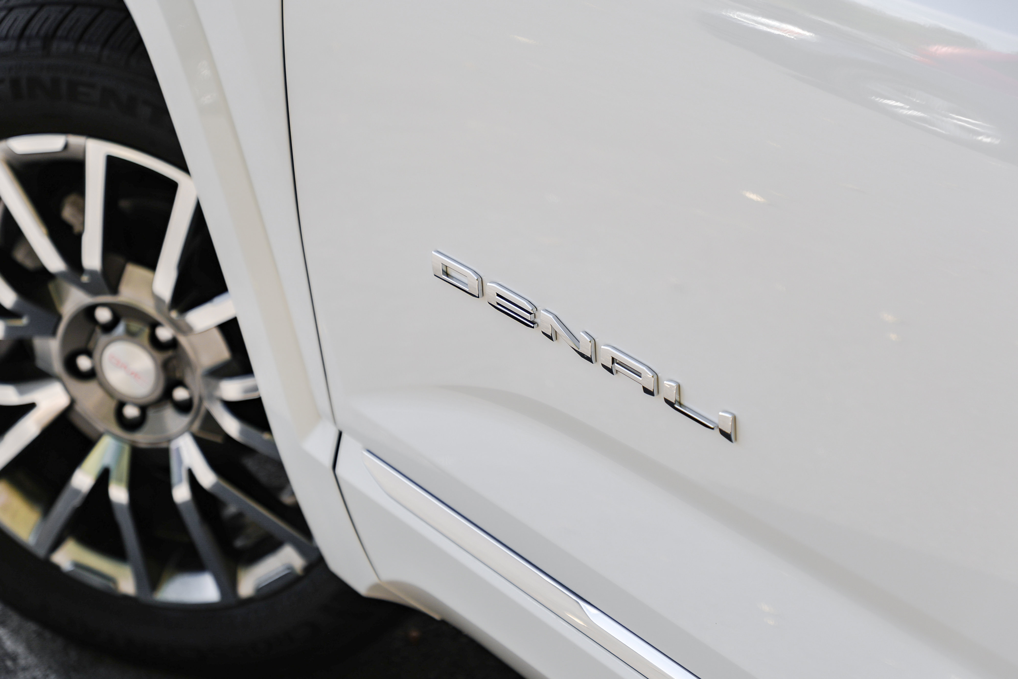 New 2026 GMC Terrain Denali image 5