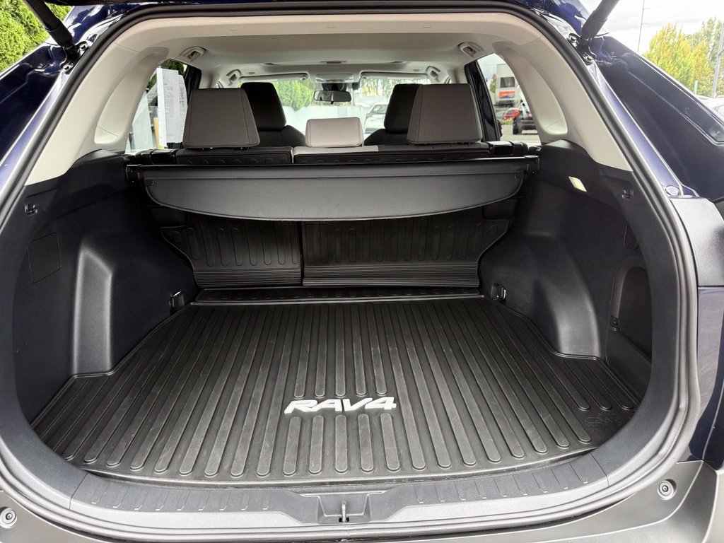 Certified 2025 Toyota RAV4 XLE w/ Convenience Package AWD/4WD image 9