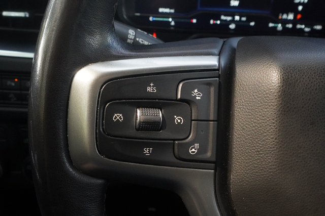 Used 2022 Chevrolet Suburban Z71 w/ Z71 Off-Road Package AWD/4WD image 14