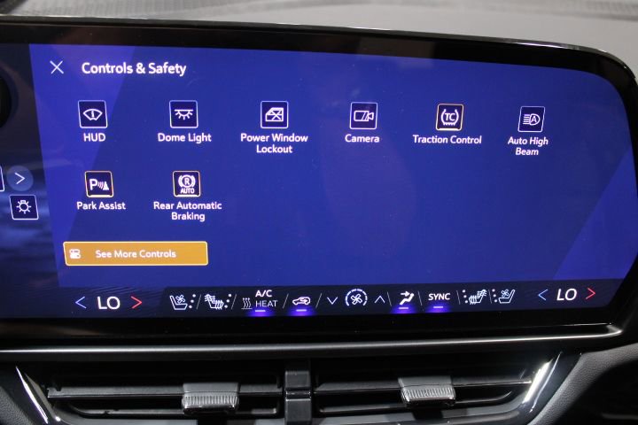 New 2026 Chevrolet Equinox EV RS image 44