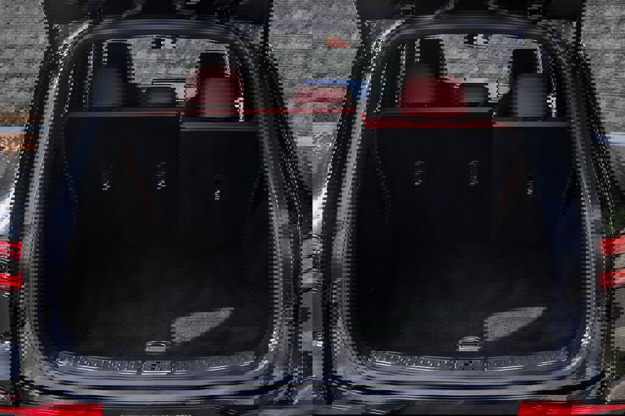 Used 2023 Genesis GV70 2.5T w/ Sport Prestige Package image 18