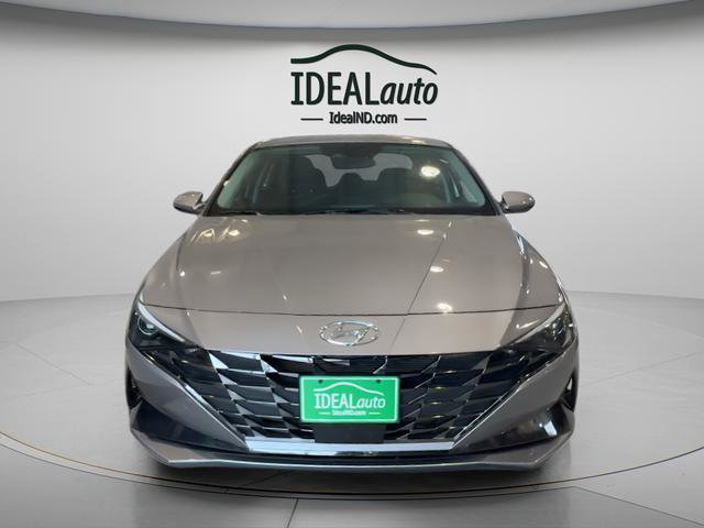 Used 2022 Hyundai Elantra SEL w/ Convenience + Premium Package image 1