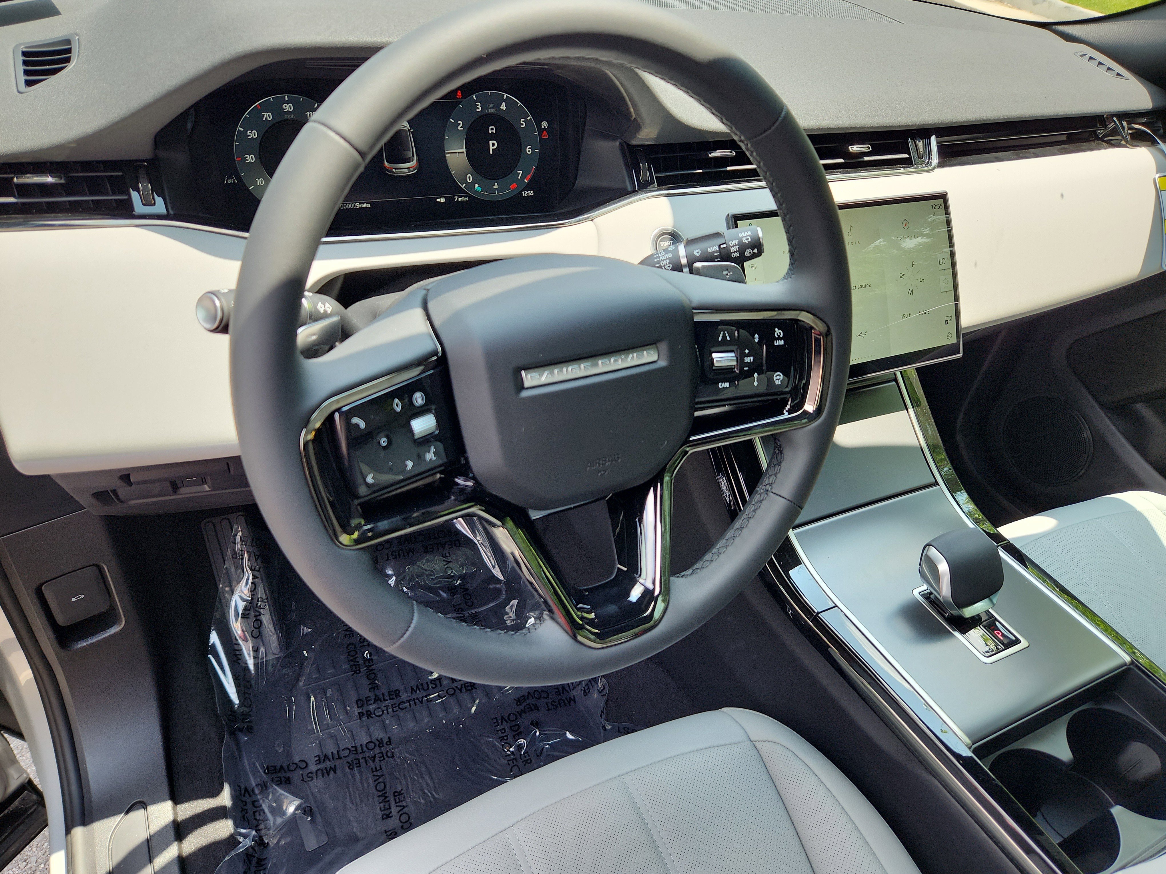 New 2026 Land Rover Range Rover Evoque S image 15