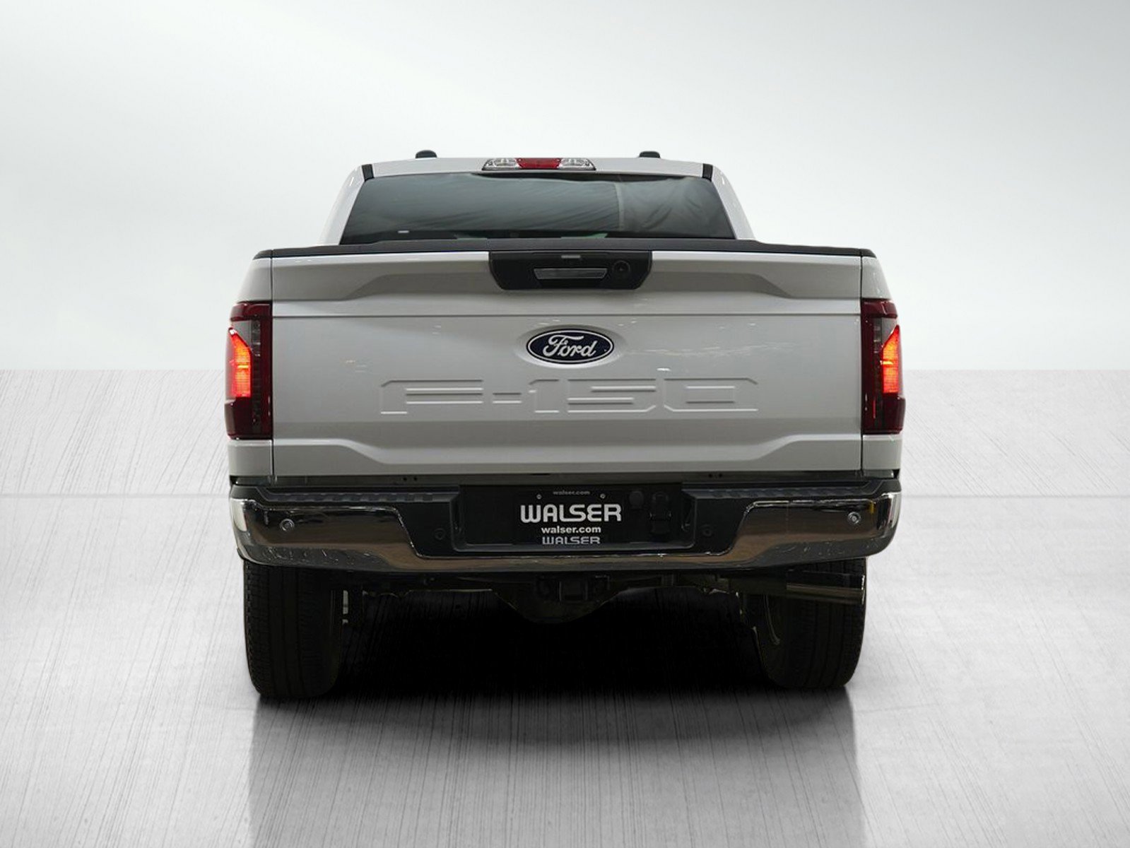 Used 2024 Ford F150 XLT w/ Tow/Haul Package image 4