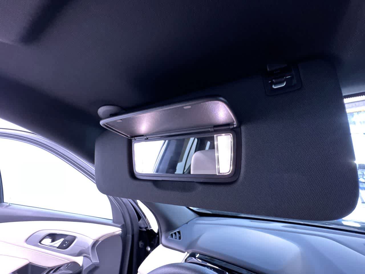Used 2023 Chevrolet Traverse LS FWD image 33