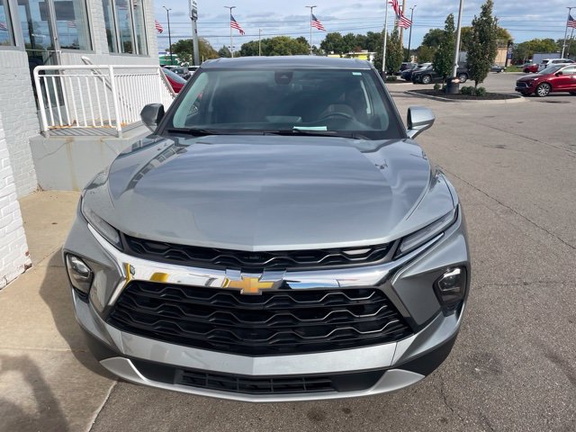 Certified 2025 Chevrolet Blazer LT FWD image 37