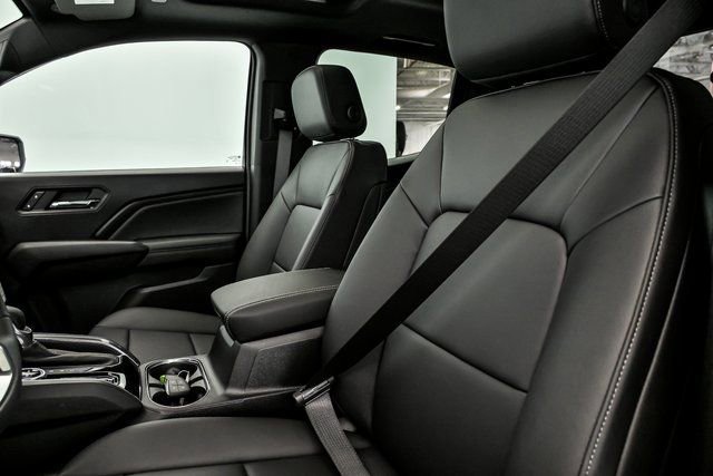 New 2026 GMC Canyon Elevation w/ Convenience Package image 7