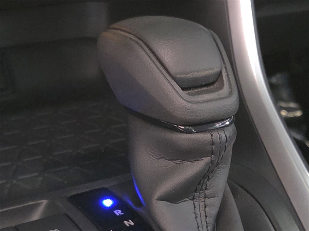 Used 2022 Toyota RAV4 XLE image 26