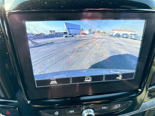Used 2023 Chevrolet Traverse LT image 17
