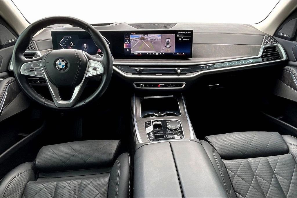 Used 2025 BMW X7 xDrive40i AWD/4WD image 7