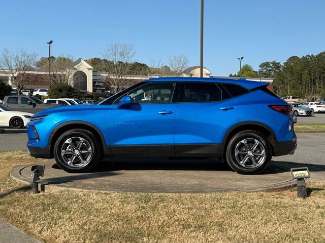 Used 2025 Chevrolet Blazer LT image 4