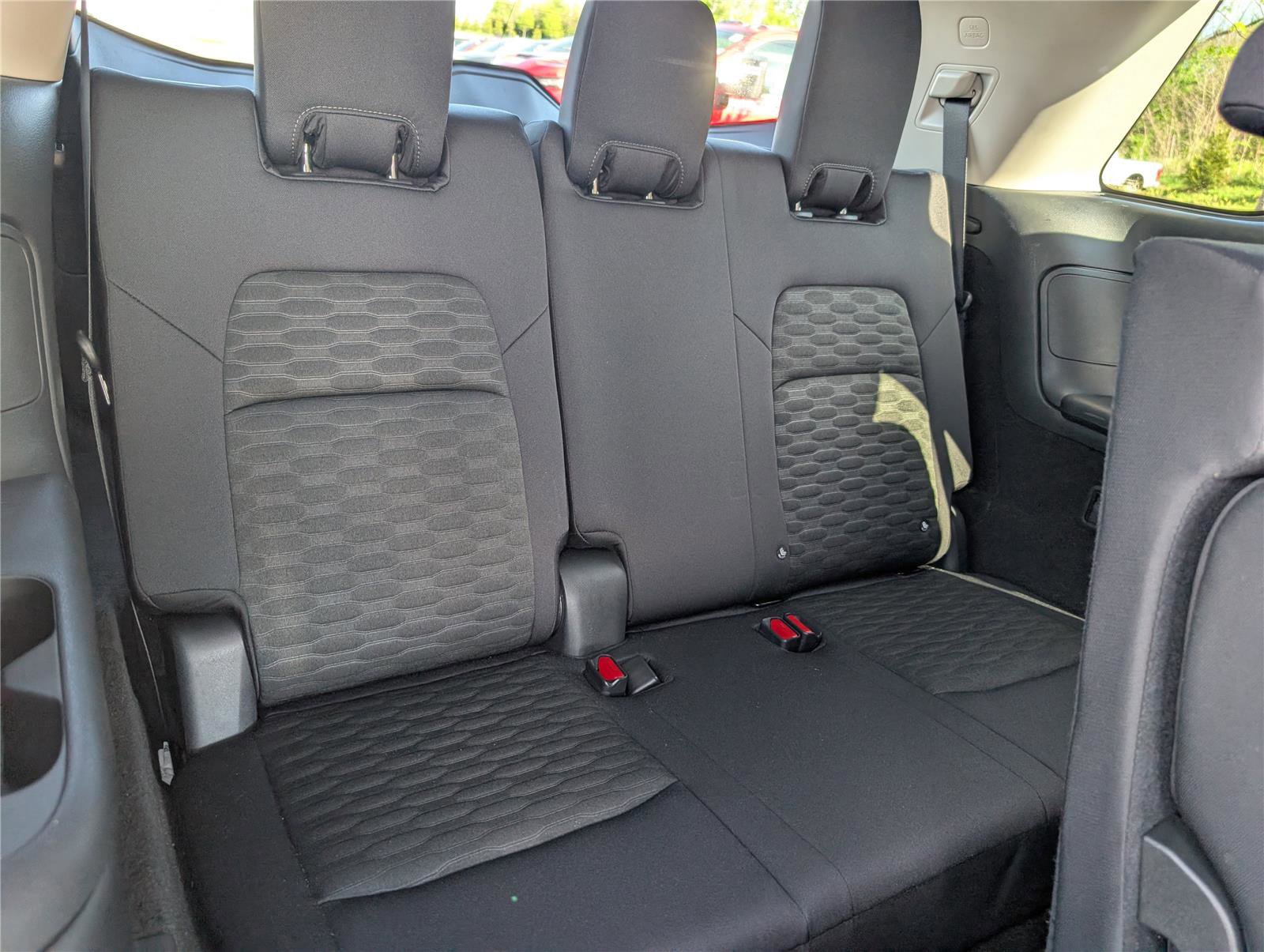 Used 2023 Nissan Pathfinder SV image 13