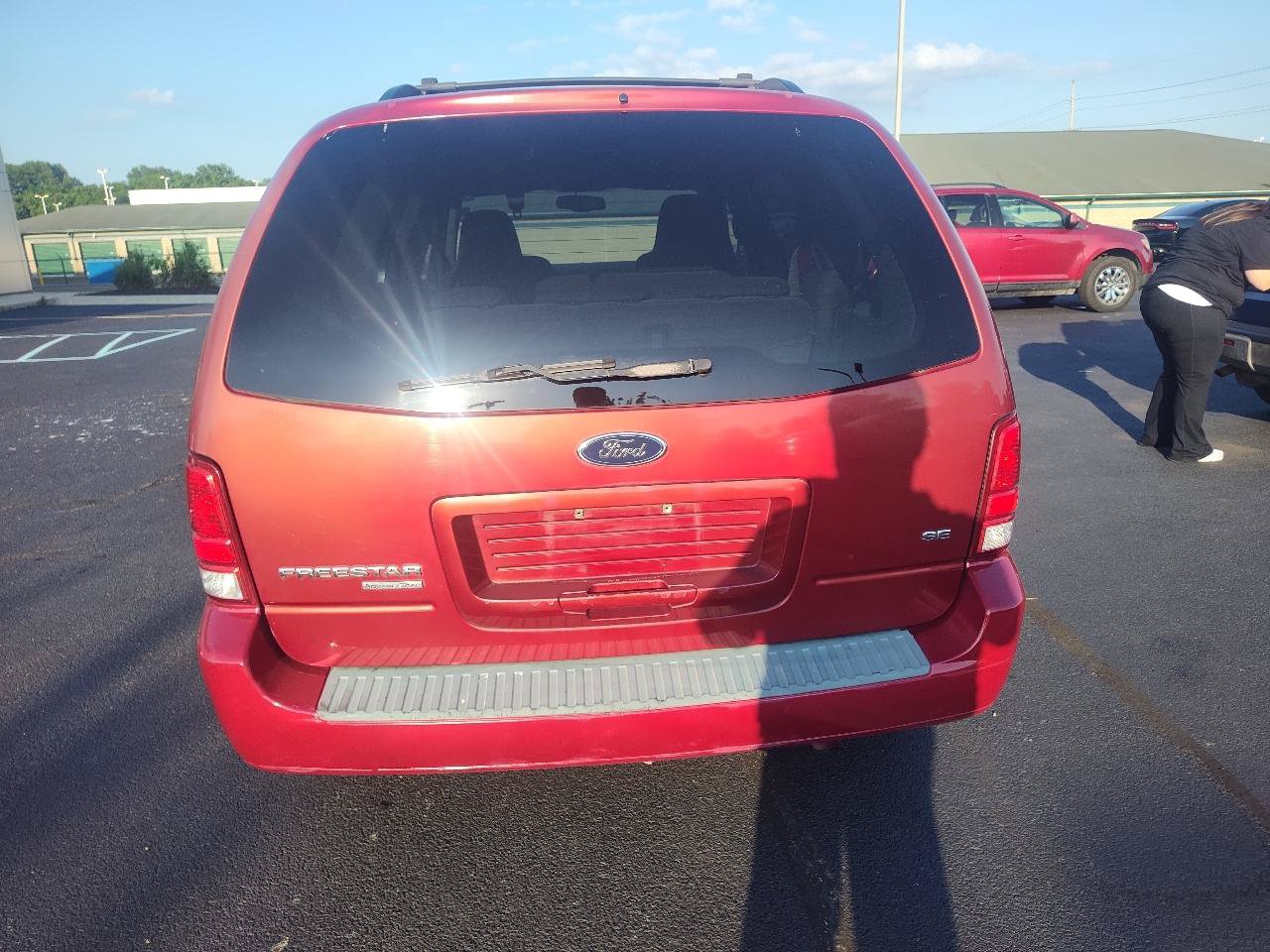 Used 2005 Ford Freestar SE FWD image 33