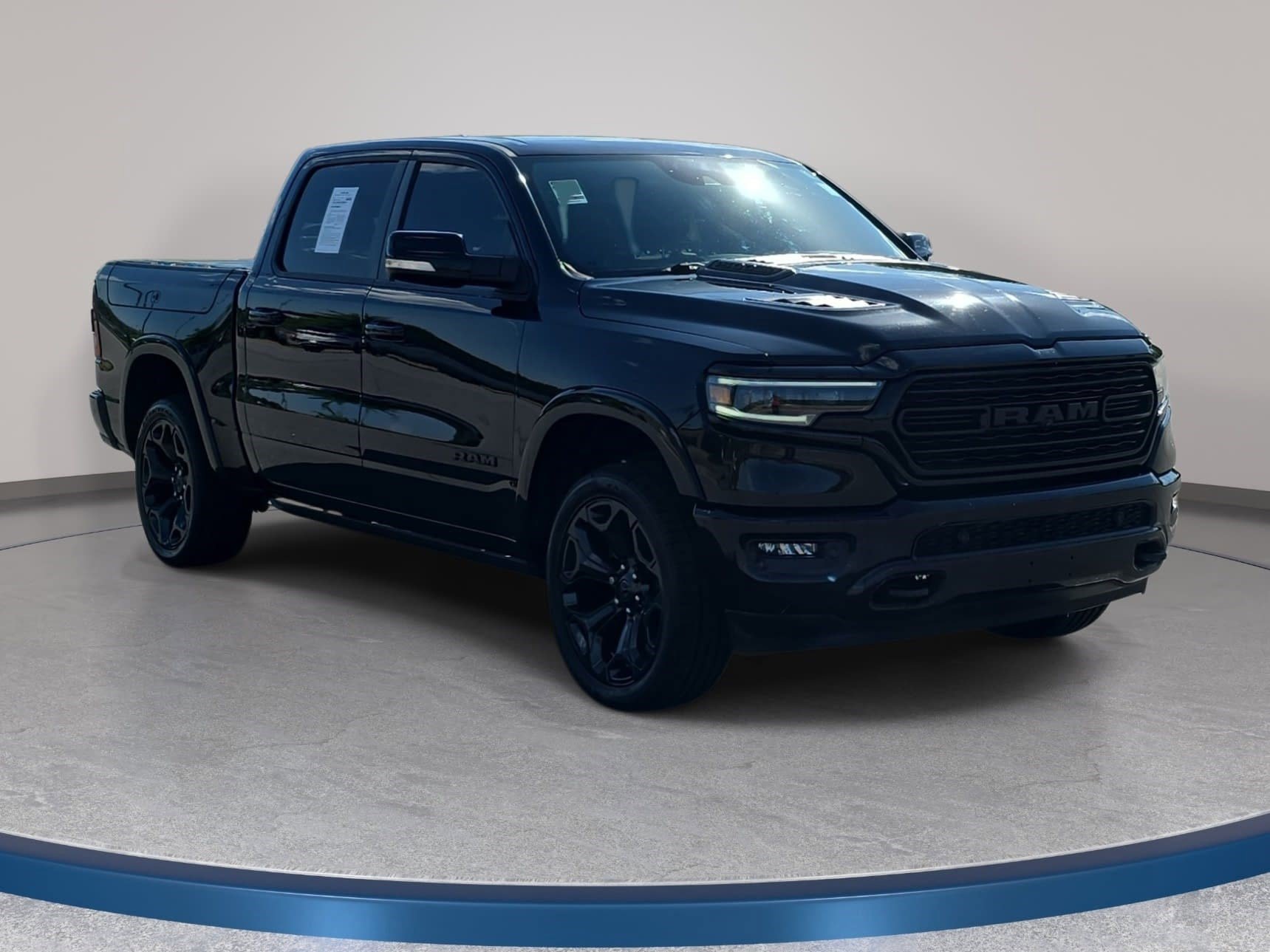 Used 2021 RAM 1500 Limited w/ Night Edition AWD/4WD image 3