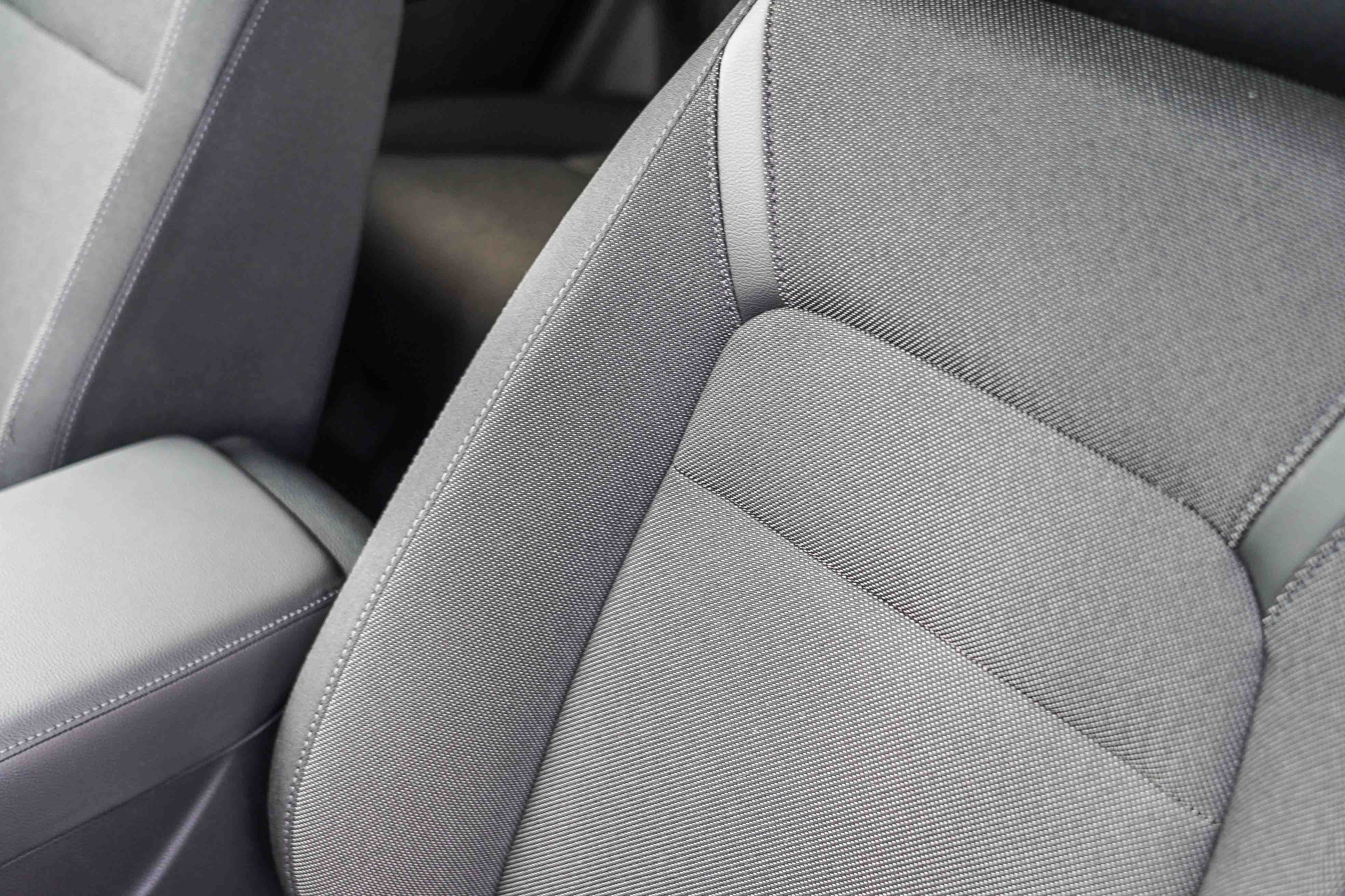 Used 2025 Honda CR-V EX image 30