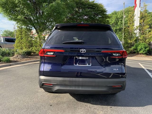 Certified 2024 Toyota Grand Highlander AWD image 7