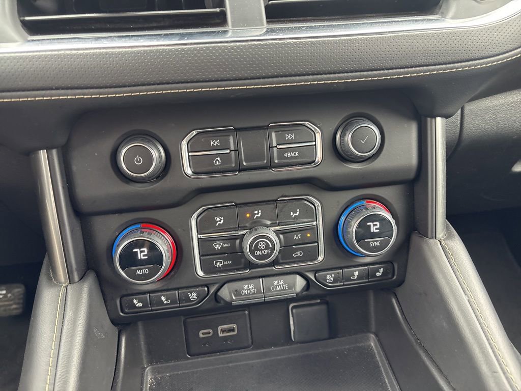 Used 2023 Chevrolet Suburban Premier image 36