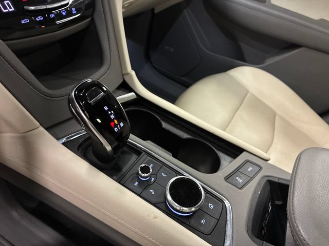 Certified 2022 Cadillac XT6 Premium Luxury w/ Technology Package FWD image 24