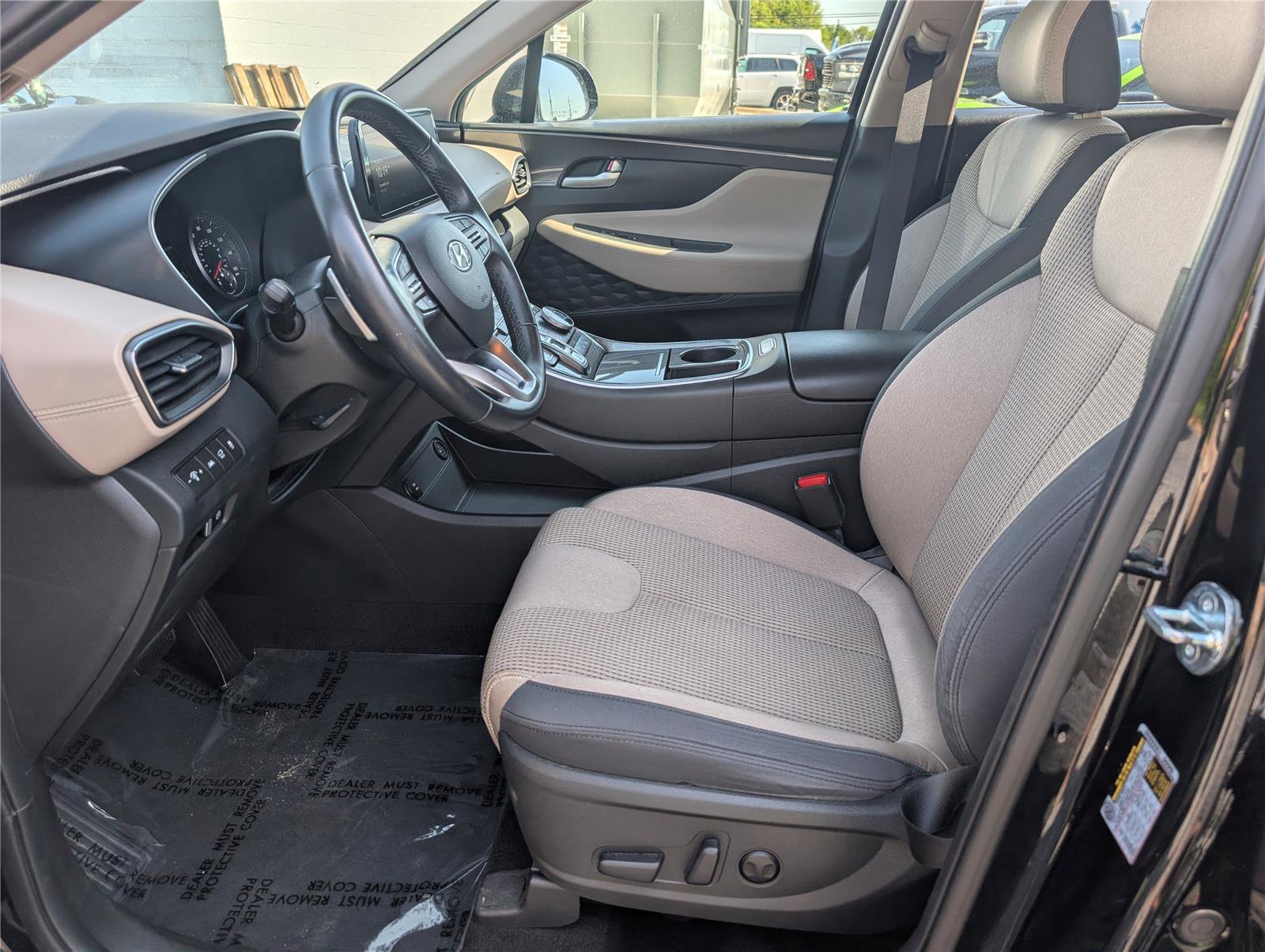 Used 2023 Hyundai Santa Fe SEL AWD/4WD image 16