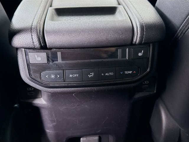 Certified 2025 Toyota Grand Highlander FWD image 24