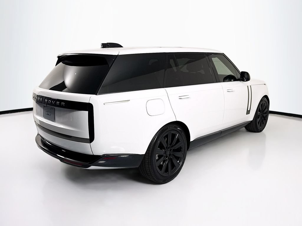 New 2026 Land Rover Range Rover Long Wheelbase SE AWD/4WD image 5