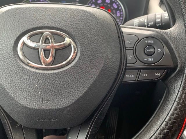 Used 2020 Toyota RAV4 XLE w/ Convenience Package AWD/4WD image 10