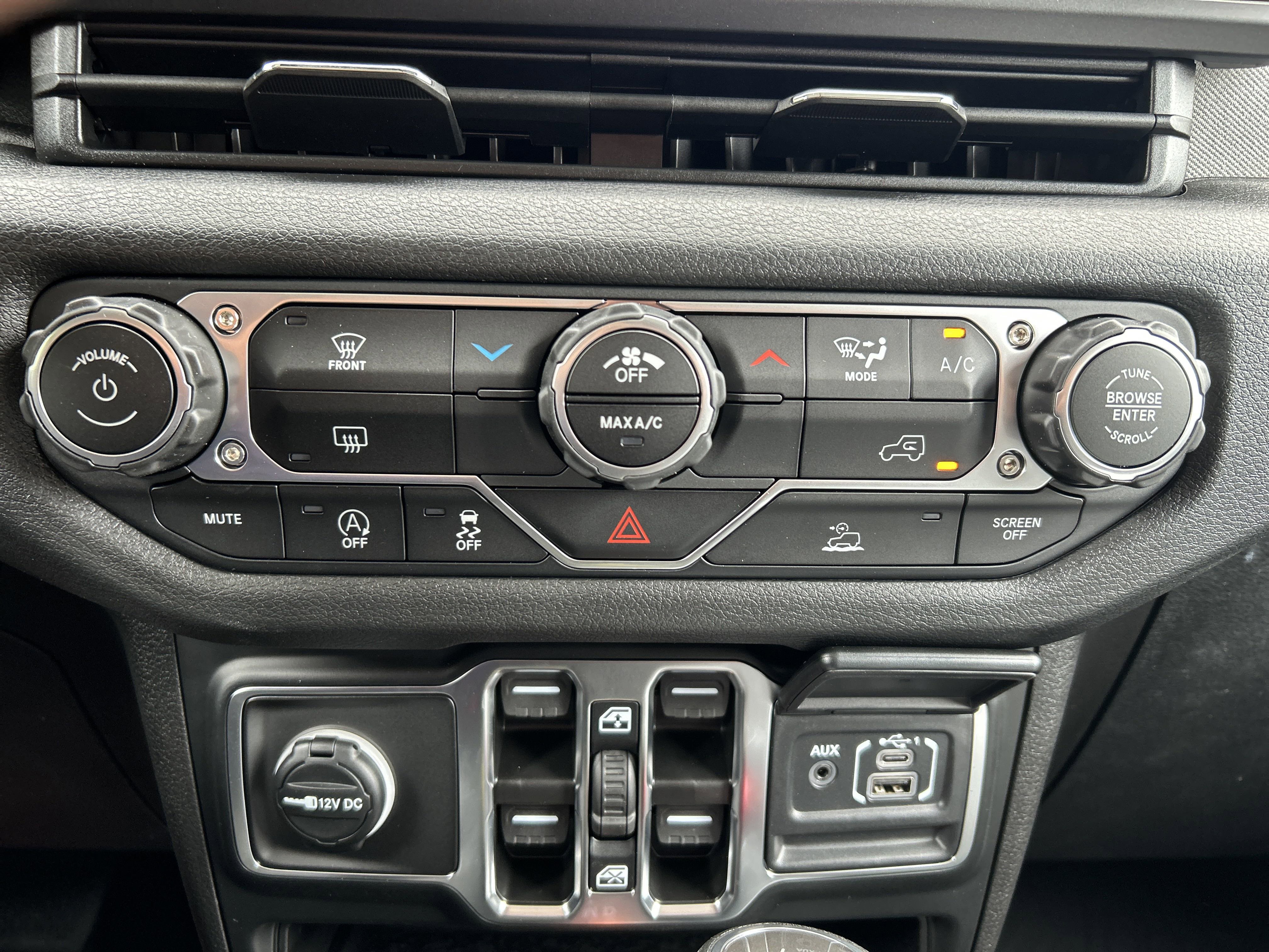 New 2026 Jeep Wrangler Sport image 39