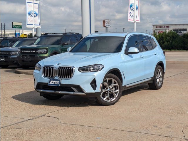 Used 2022 BMW X3 sDrive30i w/ Premium Package 2