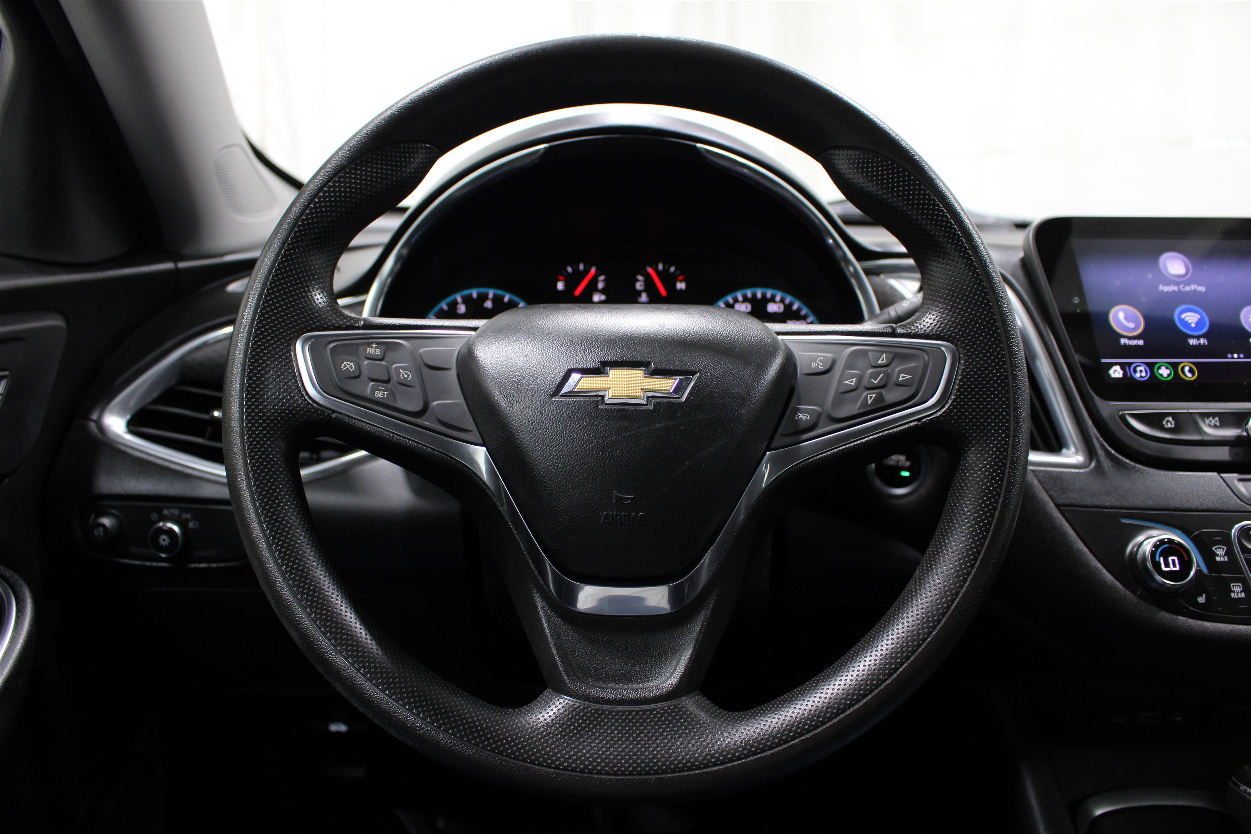 Used 2020 Chevrolet Malibu LT FWD image 10