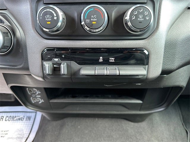 Used 2024 RAM 2500 Big Horn w/ Bed Utility Group image 17
