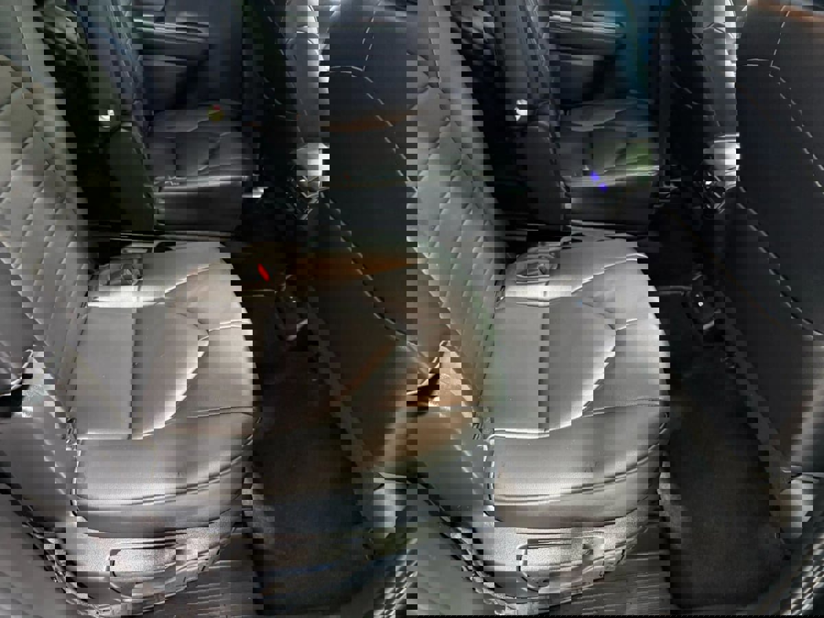 Used 2023 Toyota Highlander XLE image 31