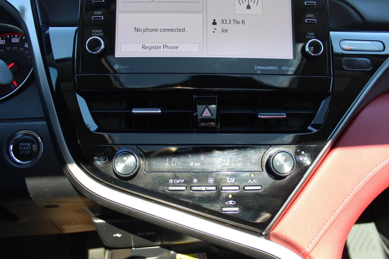 Used 2023 Toyota Camry XSE FWD image 18