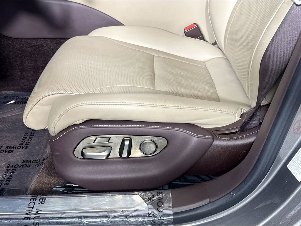 Used 2018 Lexus LS 500 RWD image 25