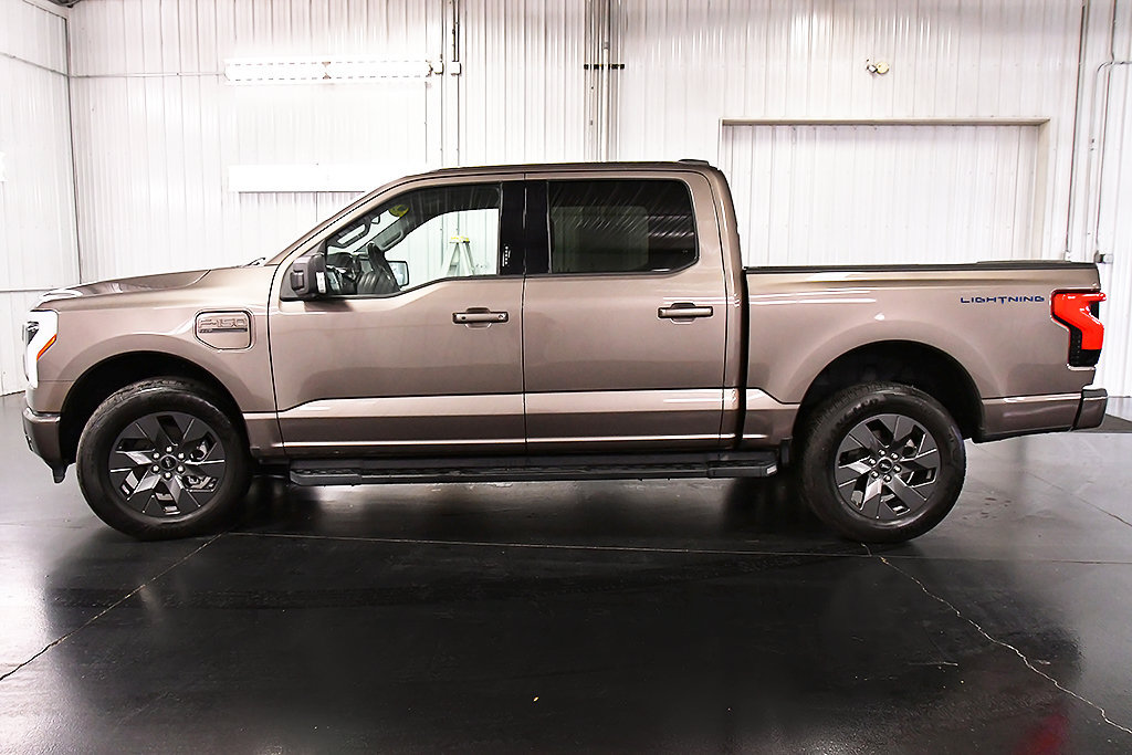 Used 2023 Ford F150 Lightning XLT w/ Equipment Group 312A High AWD/4WD image 4