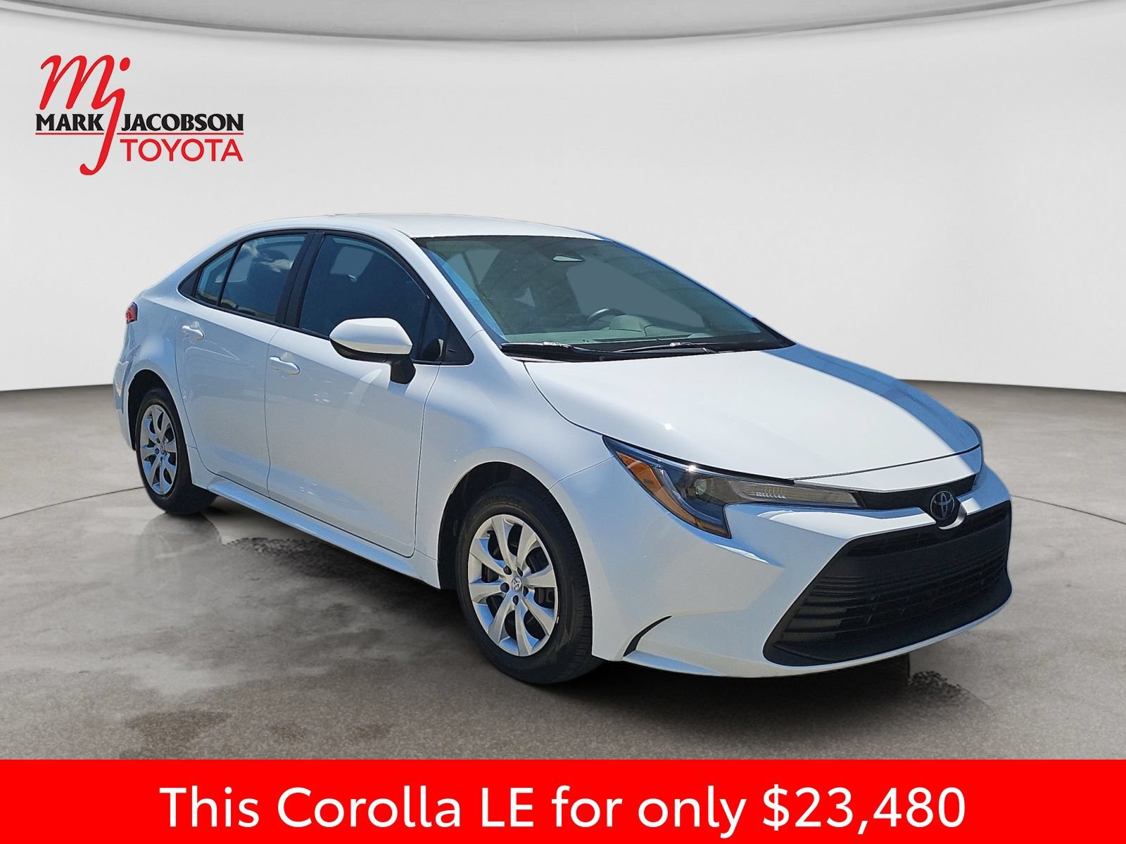 Used 2026 Toyota Corolla LE FWD image 5