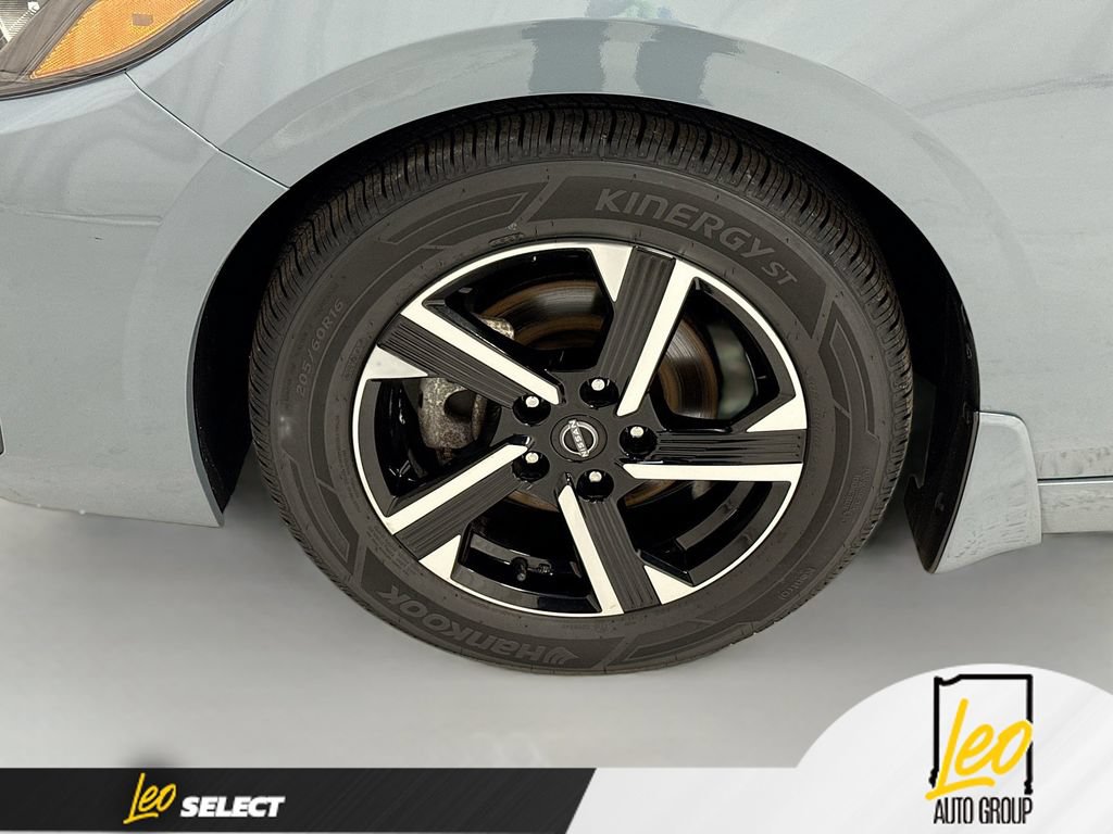 Used 2025 Nissan Sentra SV FWD image 31