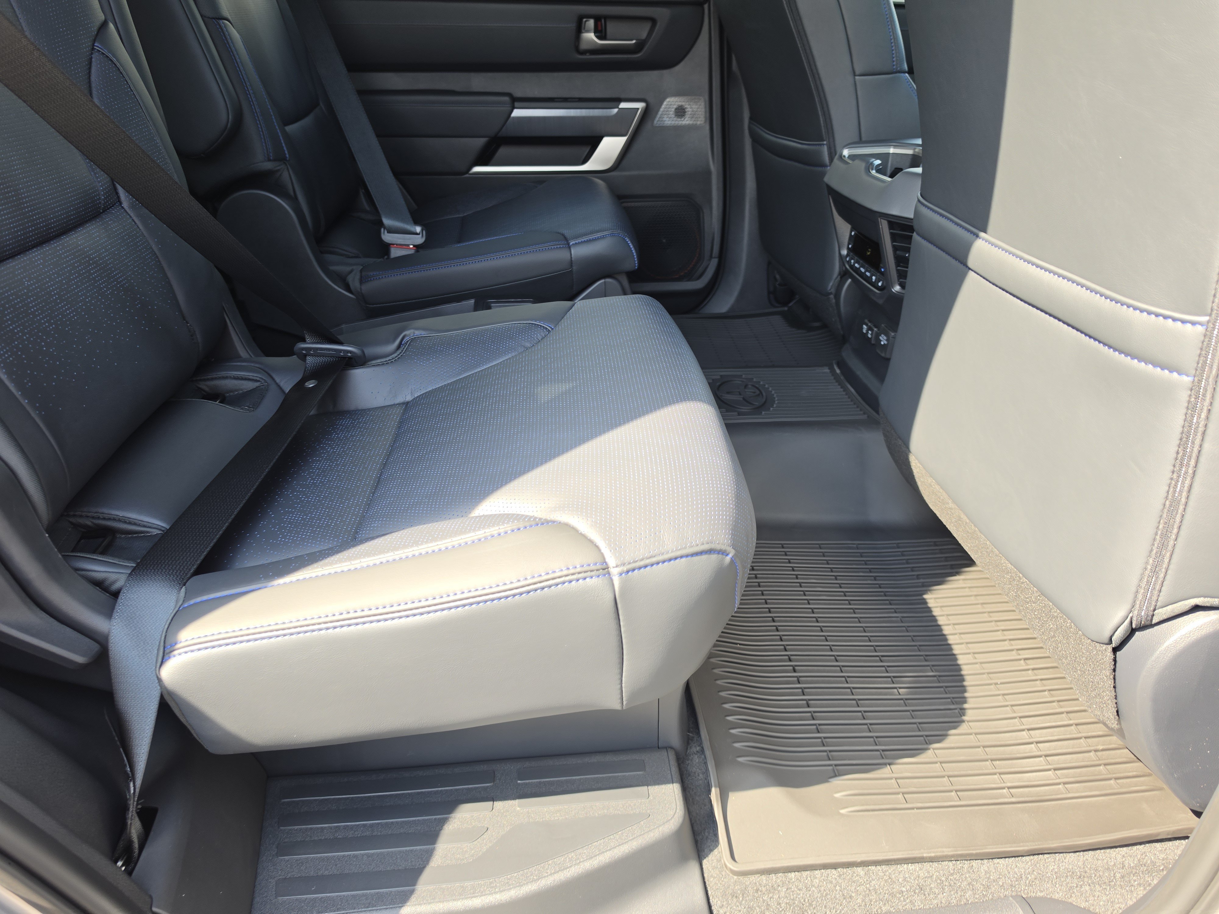 New 2026 Toyota Sequoia Platinum AWD/4WD image 15