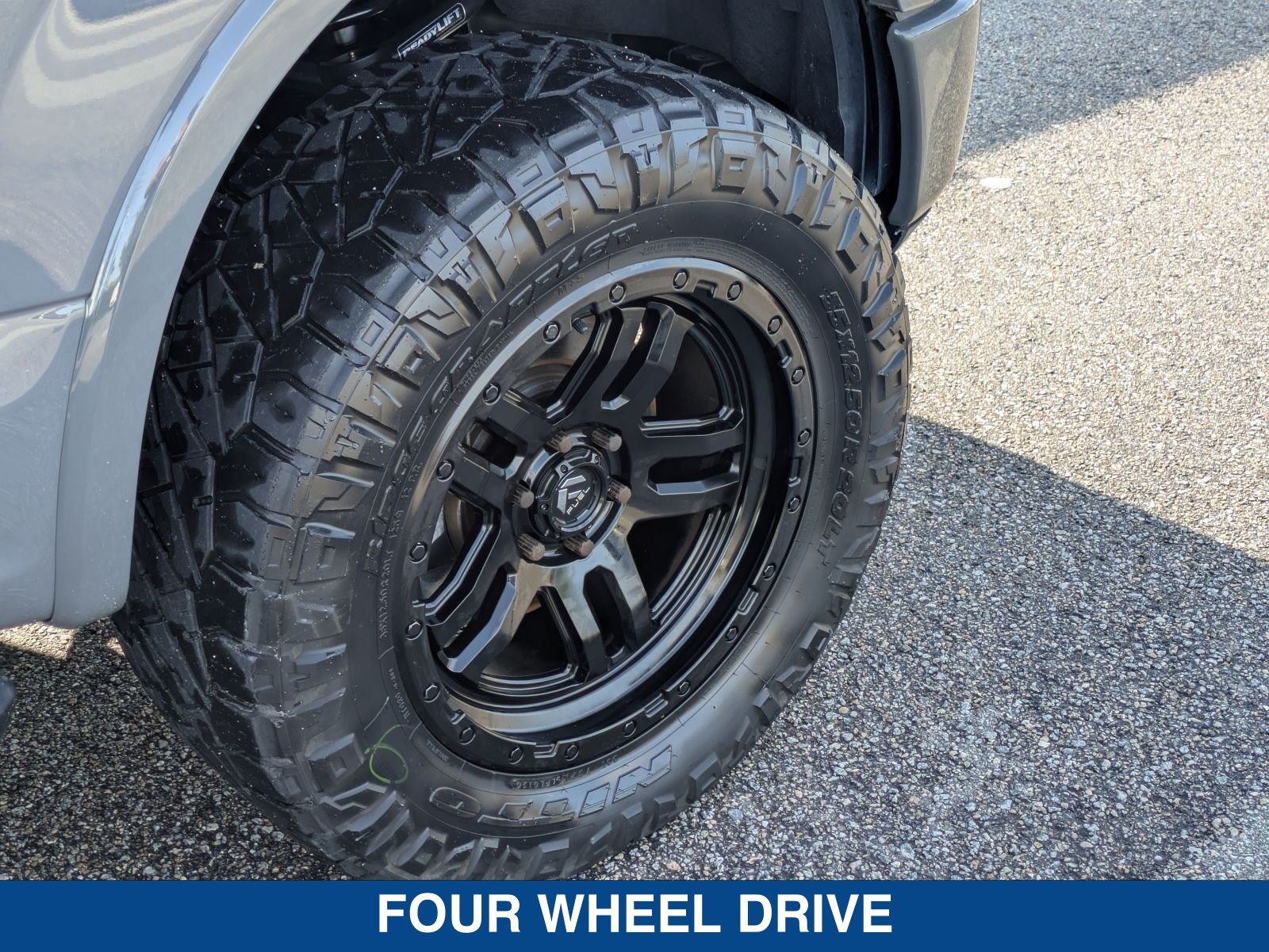 Used 2020 Ford F150 XLT w/ Equipment Group 302A Luxury AWD/4WD image 13
