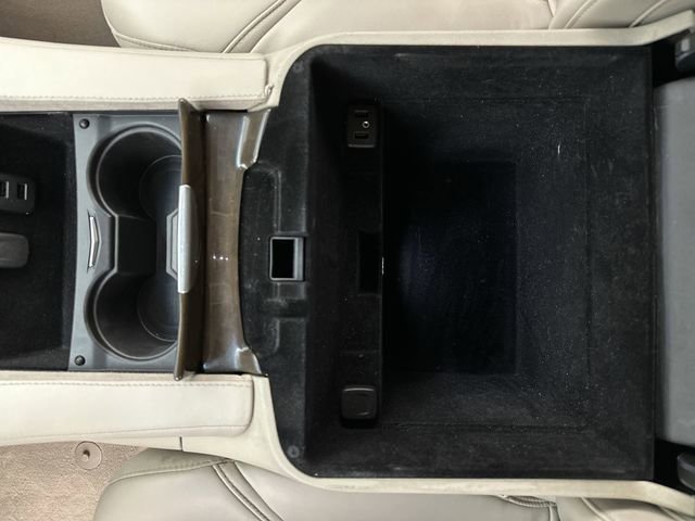Used 2019 Cadillac Escalade ESV Luxury AWD/4WD image 20
